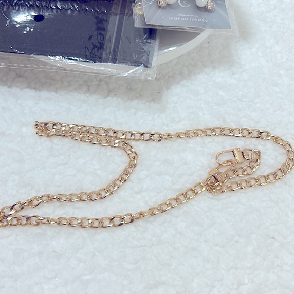 Cartier Light pink Long Wallet with Free Unbranded Chain with Felt & Earrings - Picture 5 of 16